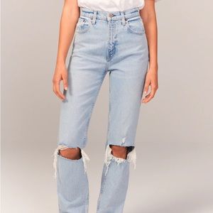 Abercrombie Ultra High Rise 90s Straight Jean